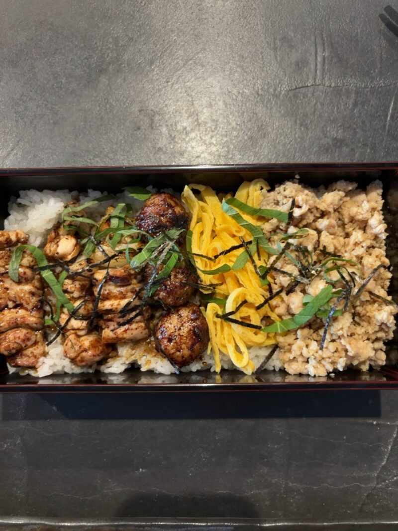 つくねやダイニング-鶏丼